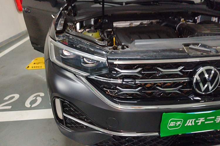 Used Volkswagen Tayron X 2023 380TSI Four-Wheel Drive Flagship Smart Edition Right Front Headlight