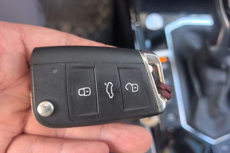 Used Volkswagen Tayron X 2023 330TSI Two-Wheel-Drive Prestige High-Energy Version Vehicle Key