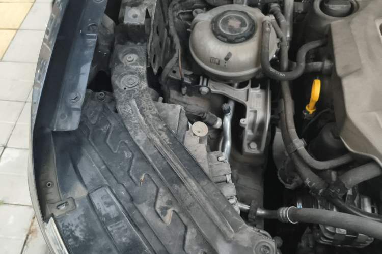 Used Volkswagen Tayron X 2023 330TSI Two-Wheel-Drive Flagship Smart Edition Engine Bay Right