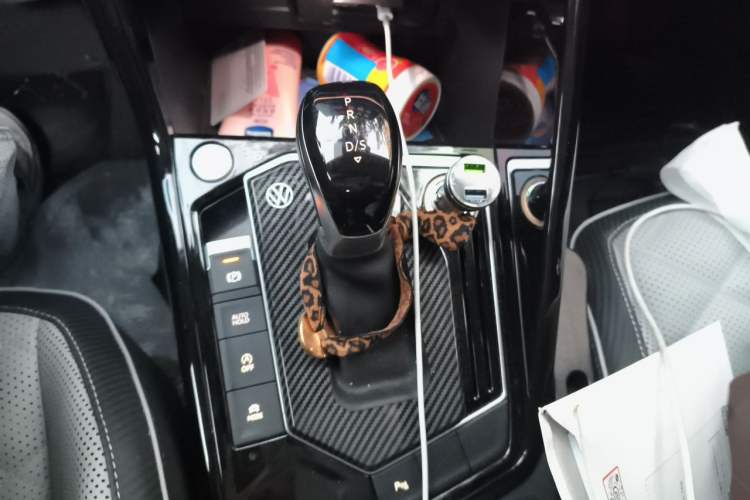 Used Volkswagen Tayron X 2023 330TSI Two-Wheel-Drive Flagship Smart Edition Gear Lever