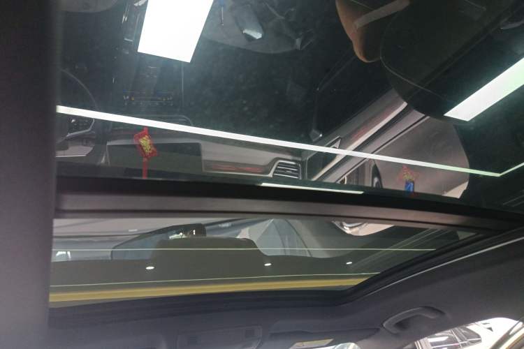 Used Volkswagen Tayron X 2023 330TSI Two-Wheel-Drive Flagship Smart Edition Headliner