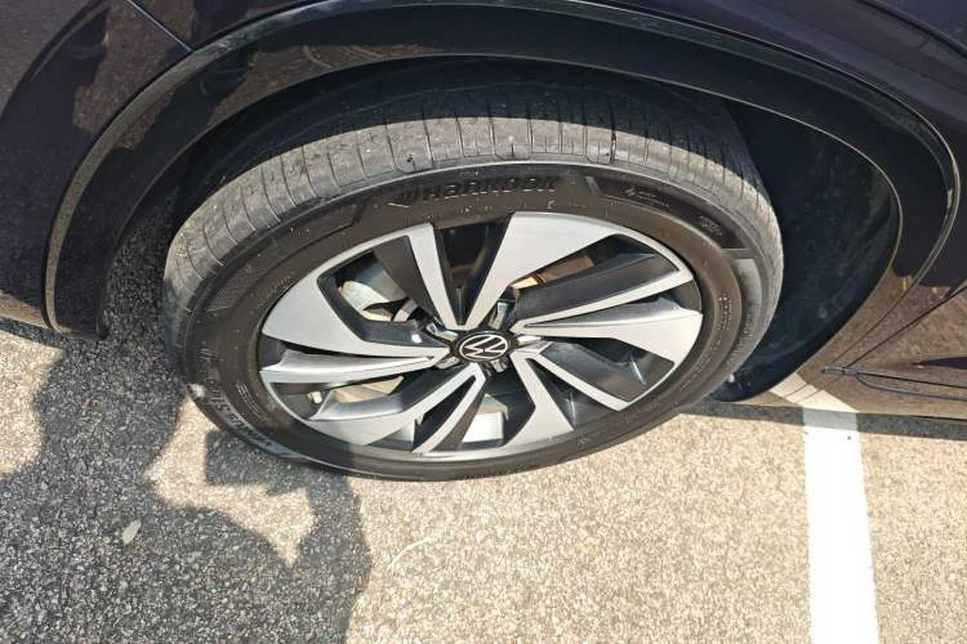 Used Volkswagen Tayron X 2023 330TSI Two-Wheel-Drive Prestige High-Energy Version Left Front Wheel Hub