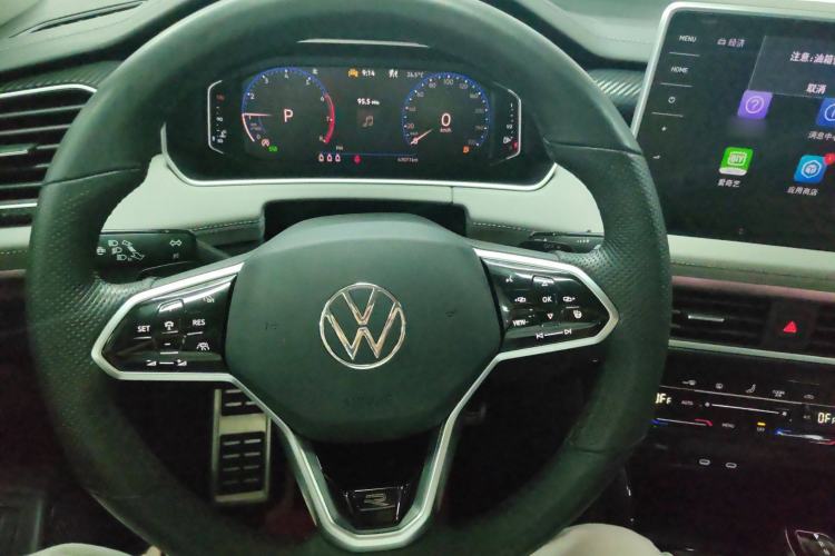 Used Volkswagen Tayron X 2023 330TSI Two-Wheel-Drive Prestige High-Energy Version Steering Wheel