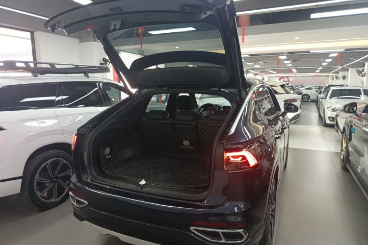 Used Volkswagen Tayron X 2023 330TSI Two-Wheel-Drive Flagship Smart Edition Trunk