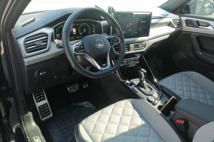 Used Volkswagen Tayron X 2023 Revised 380TSI Four-Wheel Drive Flagship Smart Edition Interior 2