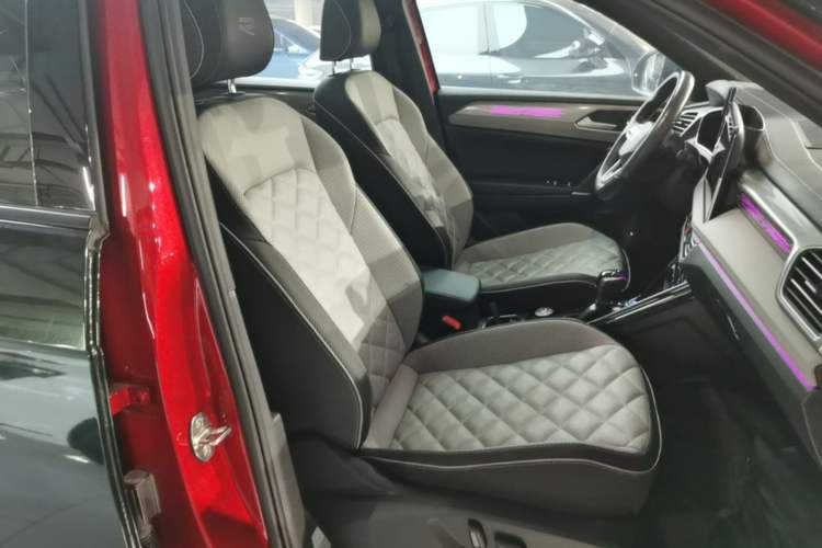 Used Volkswagen Tayron X 2023 380TSI Four-Wheel Drive Flagship Smart Edition Right Front Seat