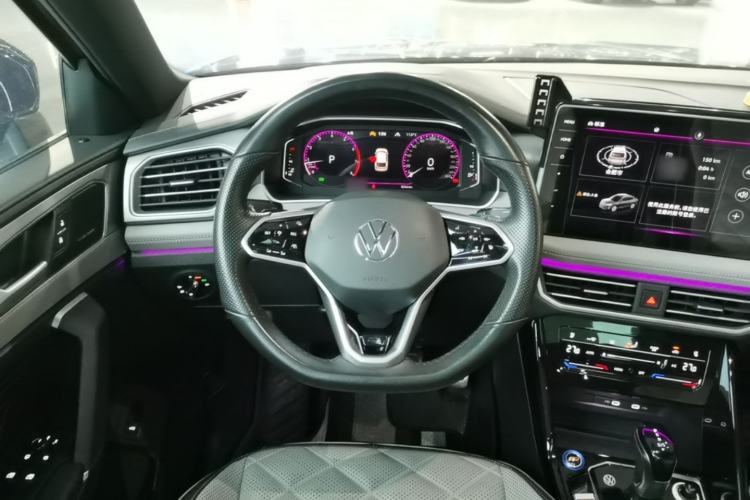Used Volkswagen Tayron X 2023 380TSI Four-Wheel Drive Flagship Smart Edition Steering Wheel