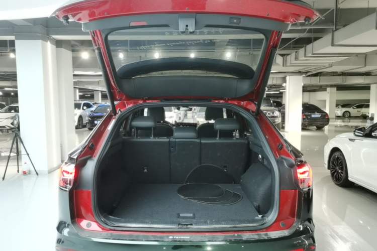 Used Volkswagen Tayron X 2023 380TSI Four-Wheel Drive Flagship Smart Edition Trunk