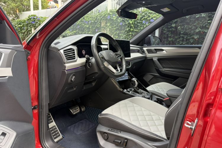 Used Volkswagen Tayron X 2023 380TSI Four-Wheel Drive Flagship Smart Edition Interior 3