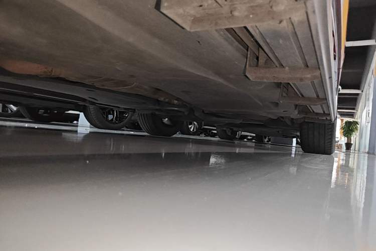 Used Volkswagen Tayron X 2023 380TSI Four-Wheel Drive Flagship Smart Edition Left Side Sill
