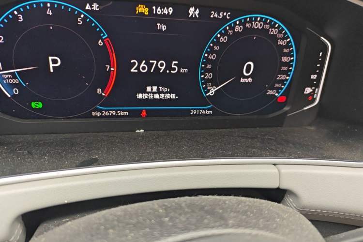 Used Volkswagen Tayron X 2023 380TSI Four-Wheel Drive Flagship Smart Edition Odometer Close Up