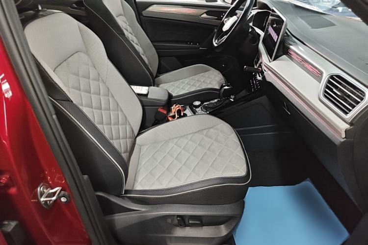 Used Volkswagen Tayron X 2023 380TSI Four-Wheel Drive Flagship Smart Edition Right Front Seat