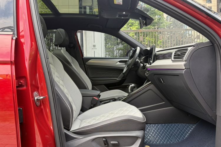 Used Volkswagen Tayron X 2023 380TSI Four-Wheel Drive Flagship Smart Edition Right Front Seat