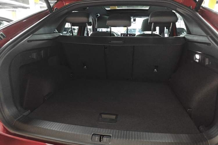 Used Volkswagen Tayron X 2023 380TSI Four-Wheel Drive Flagship Smart Edition Trunk