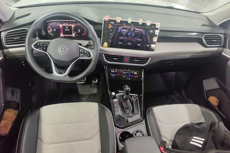 Used Volkswagen Tayron X 2023 330TSI Two-Wheel-Drive Prestige High-Energy Version Center Console