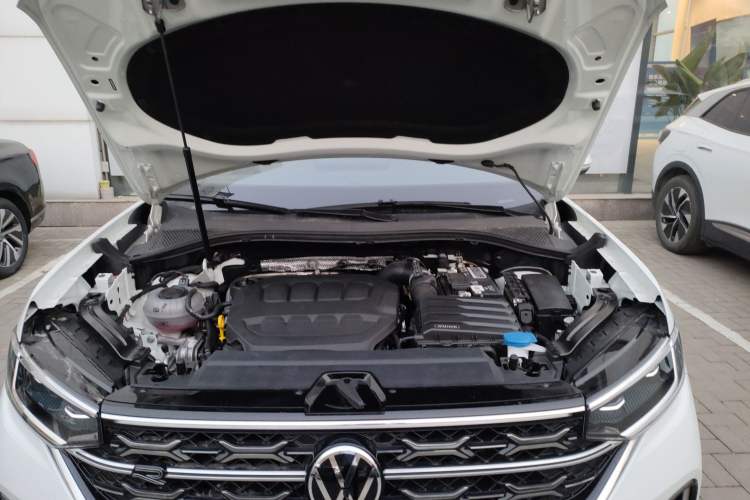 Used Volkswagen Tayron X 2023 330TSI Two-Wheel-Drive Prestige High-Energy Version Engine Bay