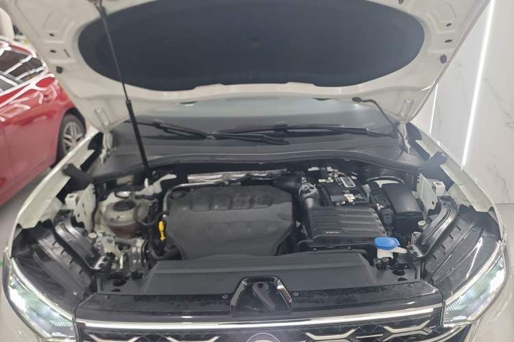 Used Volkswagen Tayron X 2023 330TSI Two-Wheel-Drive Prestige High-Energy Version Engine Bay