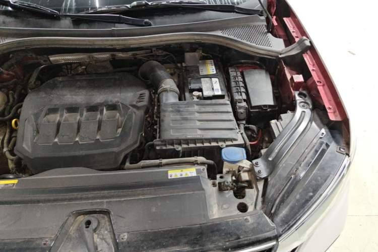 Used Volkswagen Tayron X 2023 380TSI Four-Wheel Drive Flagship Smart Edition Engine Bay Left