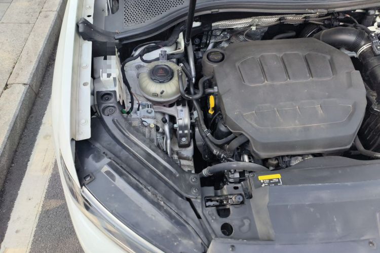 Used Volkswagen Tayron X 2023 330TSI Two-Wheel-Drive Flagship Smart Edition Engine Bay Right