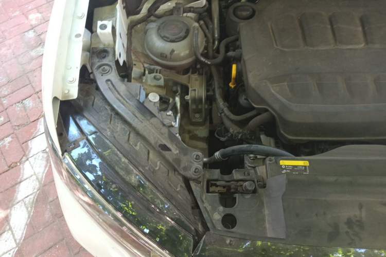 Used Volkswagen Tayron X 2023 330TSI Two-Wheel-Drive Prestige High-Energy Version Engine Bay Right