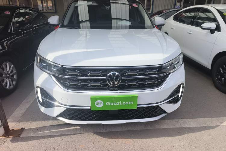 Used Volkswagen Tayron X 2023 330TSI Two-Wheel-Drive Prestige High-Energy Version Exterior 1