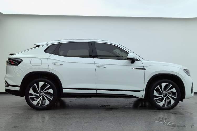Used Volkswagen Tayron X 2023 330TSI Two-Wheel-Drive Prestige High-Energy Version Exterior 5
