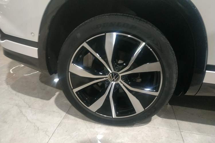 Used Volkswagen Tayron X 2023 380TSI Four-Wheel Drive Flagship Smart Edition Exterior 5
