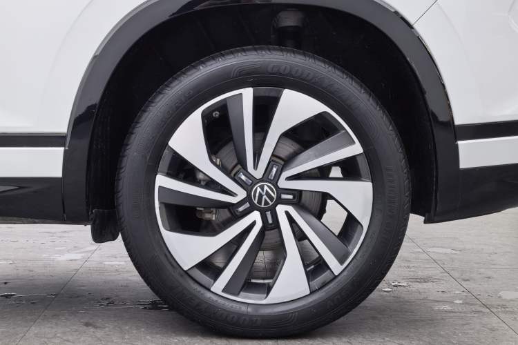 Used Volkswagen Tayron X 2023 330TSI Two-Wheel-Drive Prestige High-Energy Version Exterior 8