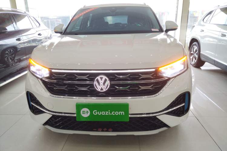 Used Volkswagen Tayron X 2023 330TSI Two-Wheel-Drive Prestige High-Energy Version Front