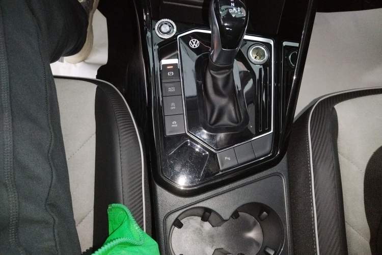 Used Volkswagen Tayron X 2023 330TSI Two-Wheel-Drive Prestige High-Energy Version Gear Lever