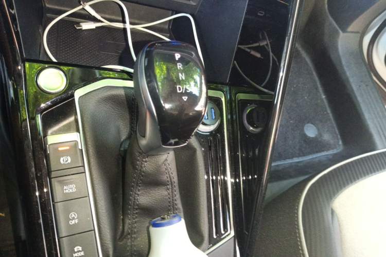 Used Volkswagen Tayron X 2023 330TSI Two-Wheel-Drive Prestige High-Energy Version Gear Lever