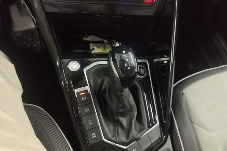Used Volkswagen Tayron X 2023 330TSI Two-Wheel-Drive Prestige High-Energy Version Gear Lever