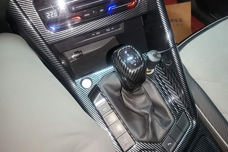 Used Volkswagen Tayron X 2023 330TSI Two-Wheel-Drive Prestige High-Energy Version Gear Lever