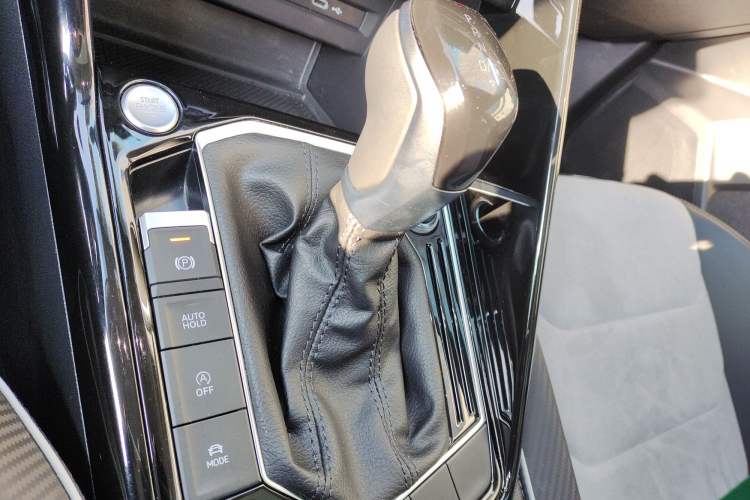 Used Volkswagen Tayron X 2023 330TSI Two-Wheel-Drive Prestige High-Energy Version Gear Lever