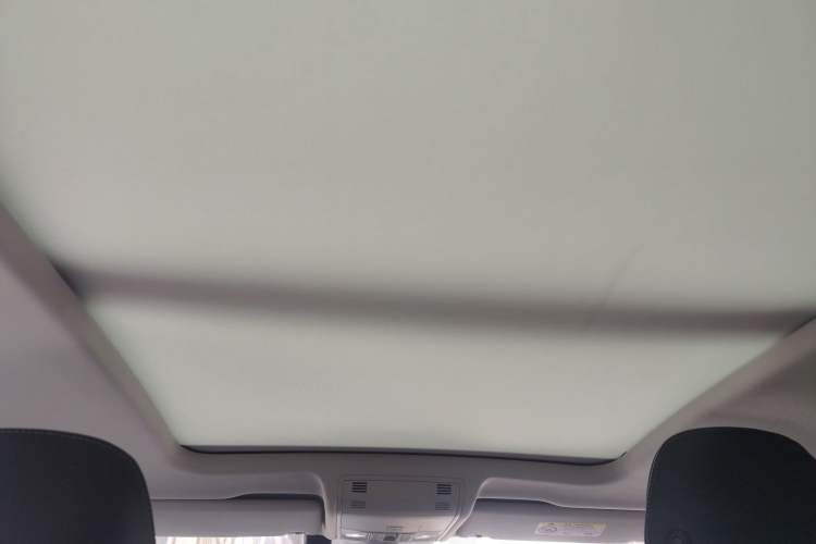 Used Volkswagen Tayron X 2023 330TSI Two-Wheel-Drive Prestige High-Energy Version Headliner