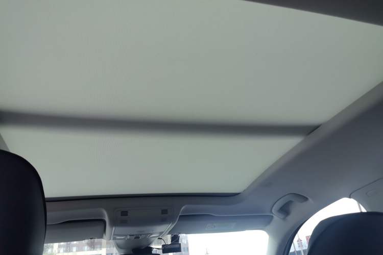 Used Volkswagen Tayron X 2023 330TSI Two-Wheel-Drive Prestige High-Energy Version Headliner