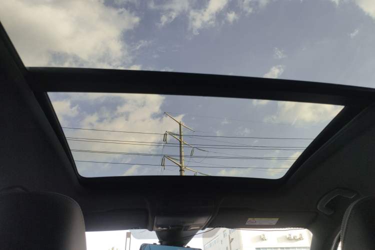 Used Volkswagen Tayron X 2023 330TSI Two-Wheel-Drive Flagship Smart Edition Headliner
