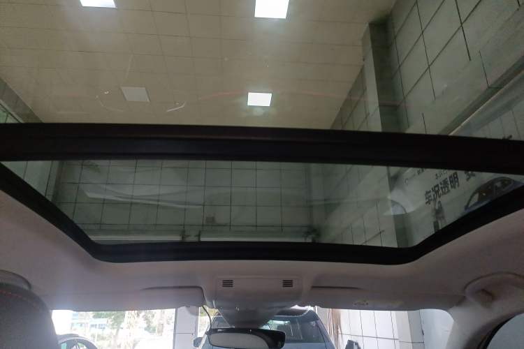Used Volkswagen Tayron X 2023 330TSI Two-Wheel-Drive Flagship Smart Edition Headliner