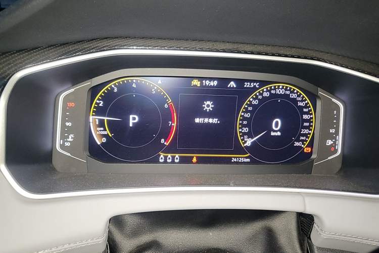 Used Volkswagen Tayron X 2023 330TSI Two-Wheel-Drive Prestige High-Energy Version Instrument Cluster