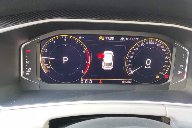 Used Volkswagen Tayron X 2023 330TSI Two-Wheel-Drive Prestige High-Energy Version Instrument Cluster