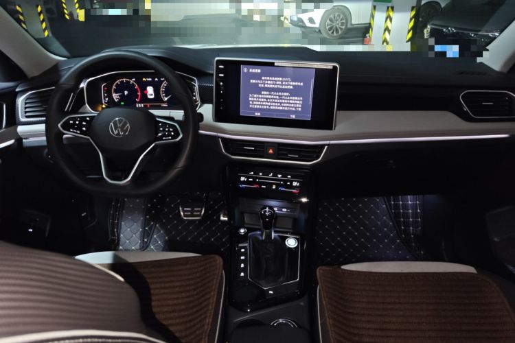 Used Volkswagen Tayron X 2023 330TSI Two-Wheel-Drive Prestige High-Energy Version Interior 2