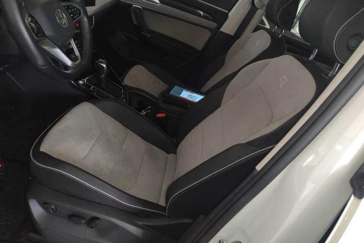 Used Volkswagen Tayron X 2023 330TSI Two-Wheel-Drive Prestige High-Energy Version Left Front Seat
