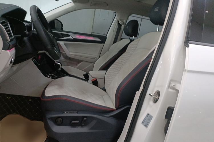 Used Volkswagen Tayron X 2023 330TSI Two-Wheel-Drive Flagship Smart Edition Left Front Seat