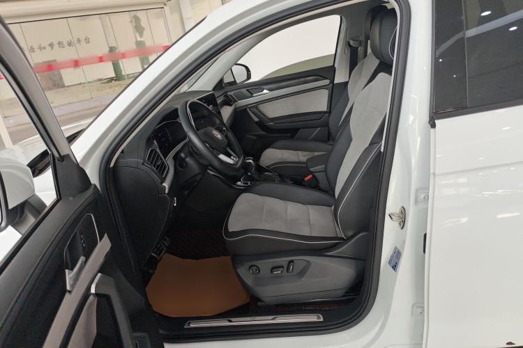 Used Volkswagen Tayron X 2023 330TSI Two-Wheel-Drive Prestige High-Energy Version Left Front Seat