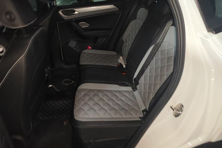 Used Volkswagen Tayron X 2023 380TSI Four-Wheel Drive Flagship Smart Edition Left Rear Seat