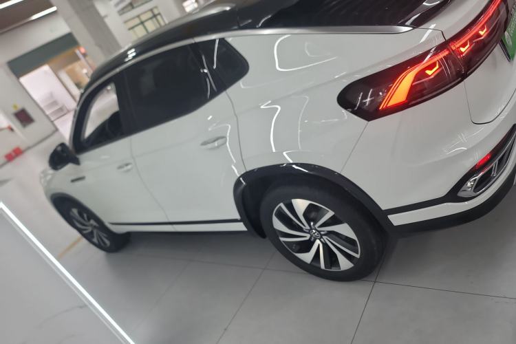 Used Volkswagen Tayron X 2023 330TSI Two-Wheel-Drive Prestige High-Energy Version Left Side