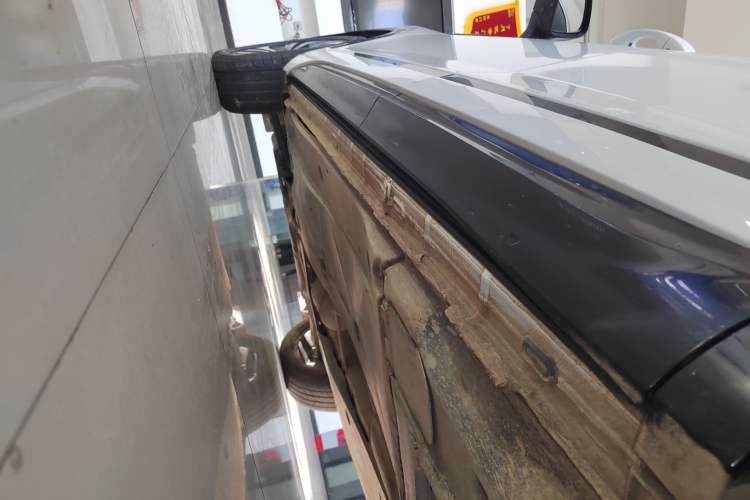Used Volkswagen Tayron X 2023 330TSI Two-Wheel-Drive Prestige High-Energy Version Left Side Sill