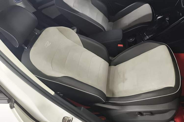 Used Volkswagen Tayron X 2023 330TSI Two-Wheel-Drive Prestige High-Energy Version Right Front Seat