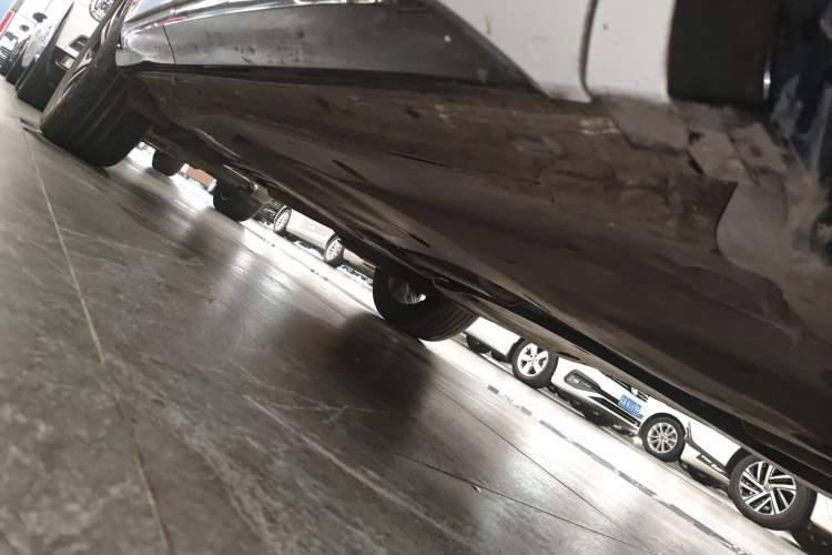 Used Volkswagen Tayron X 2023 330TSI Two-Wheel-Drive Prestige High-Energy Version Right Side Sill