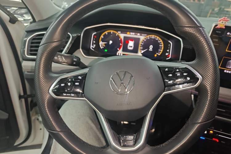 Used Volkswagen Tayron X 2023 330TSI Two-Wheel-Drive Prestige High-Energy Version Steering Wheel